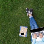 Estudiar en verano: cómo aprovechar para cumplir tus metas académicas